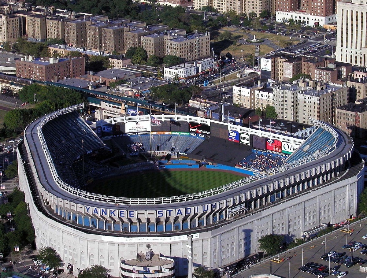 Yankee_Stadium_