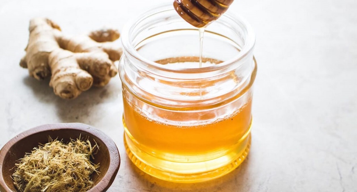 Honey And Ginger Home Remedy For Sore Throat
