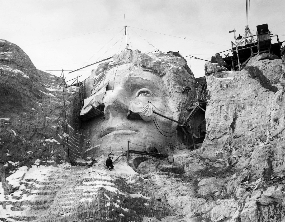 Mount Rushmore took 14 years to sculpt