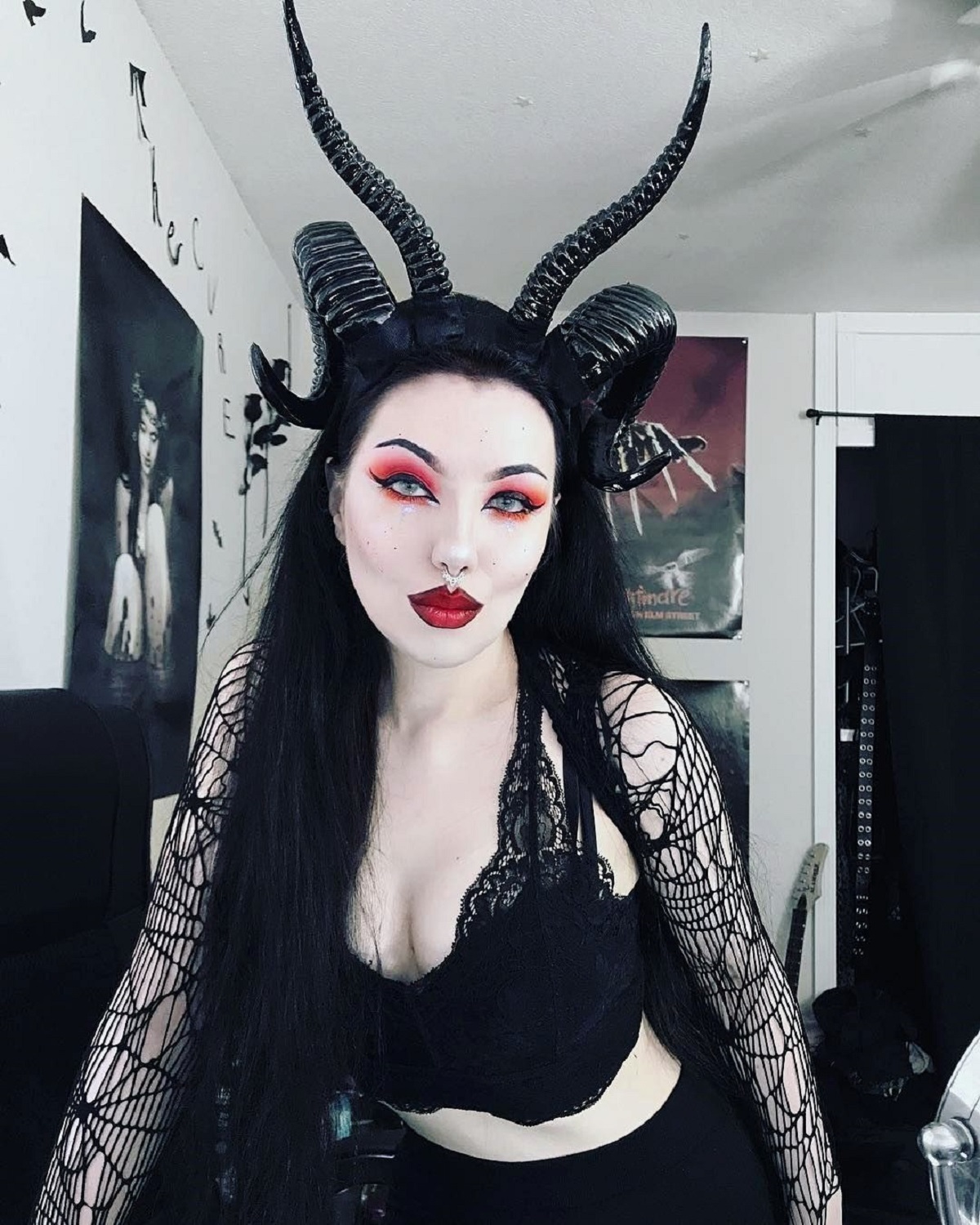 Demon girl Halloween makeup idea