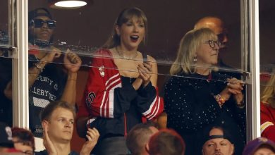 Taylor Swift Arrives At Chiefs-Broncos
