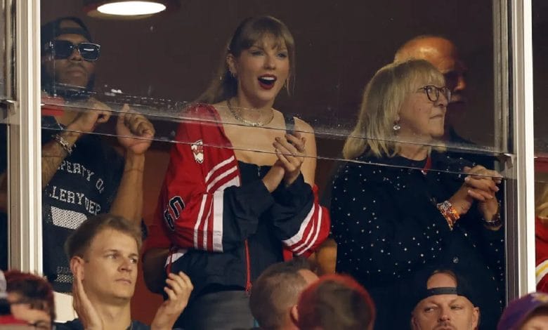 Taylor Swift Arrives At Chiefs-Broncos