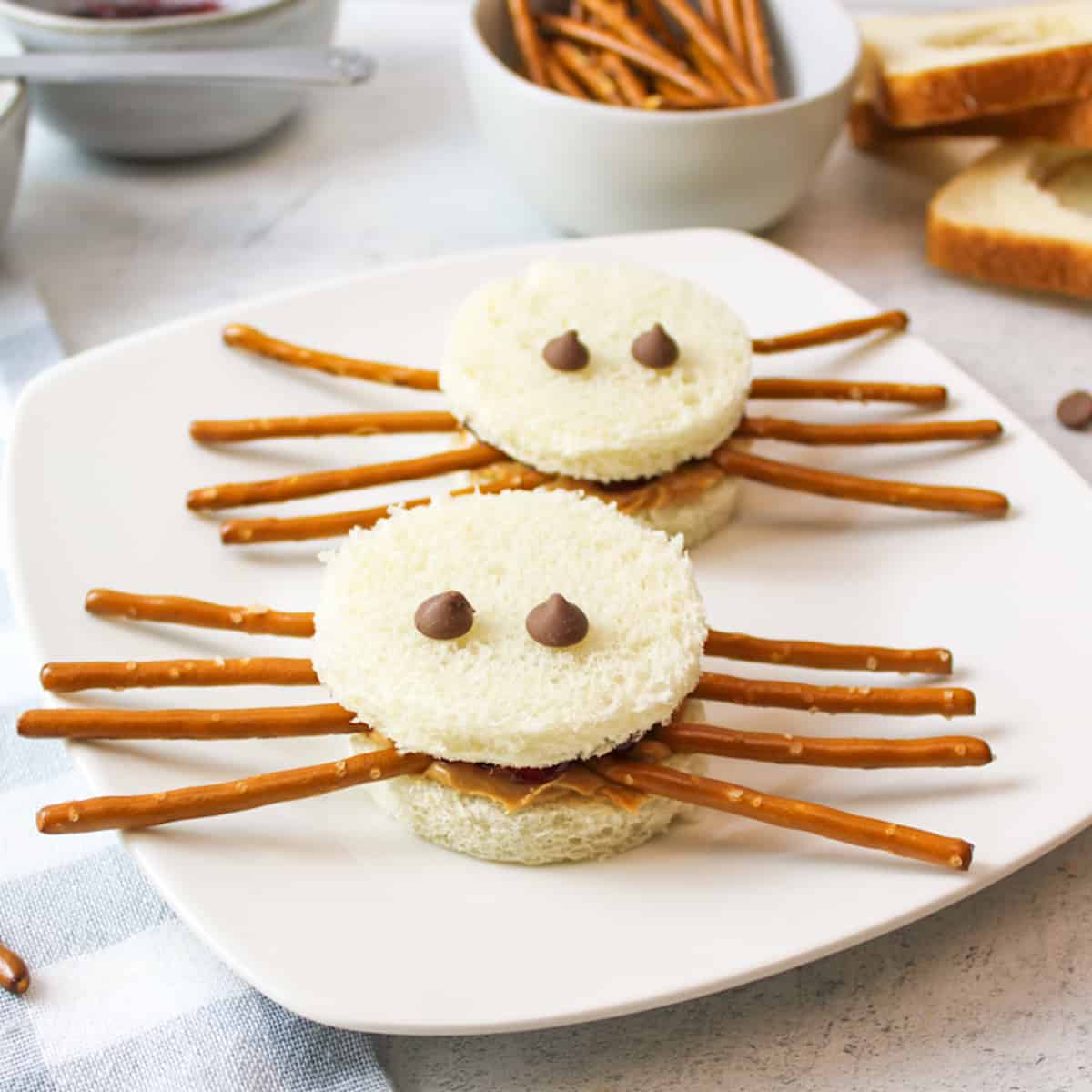 Mini PB&J Spider Sandwiches