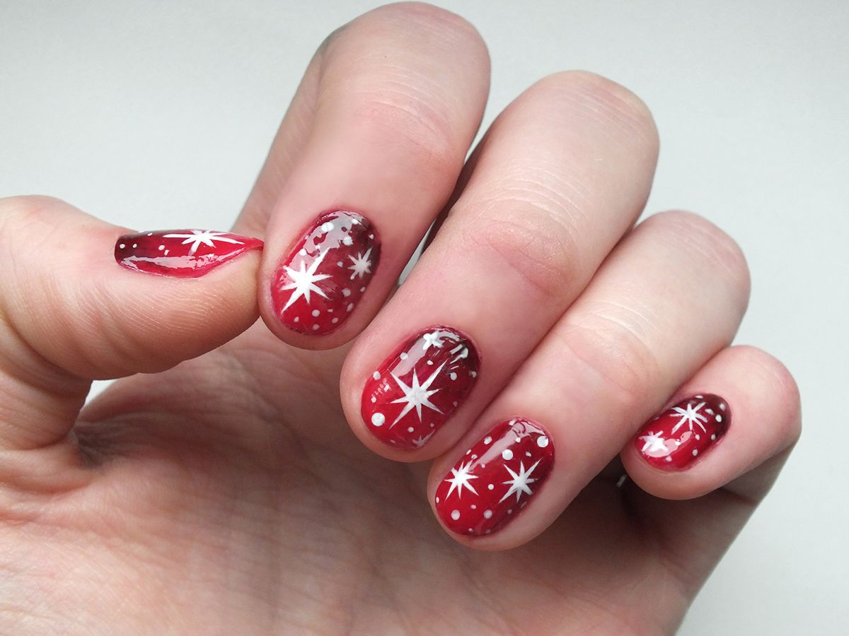 Christmas Star Nails