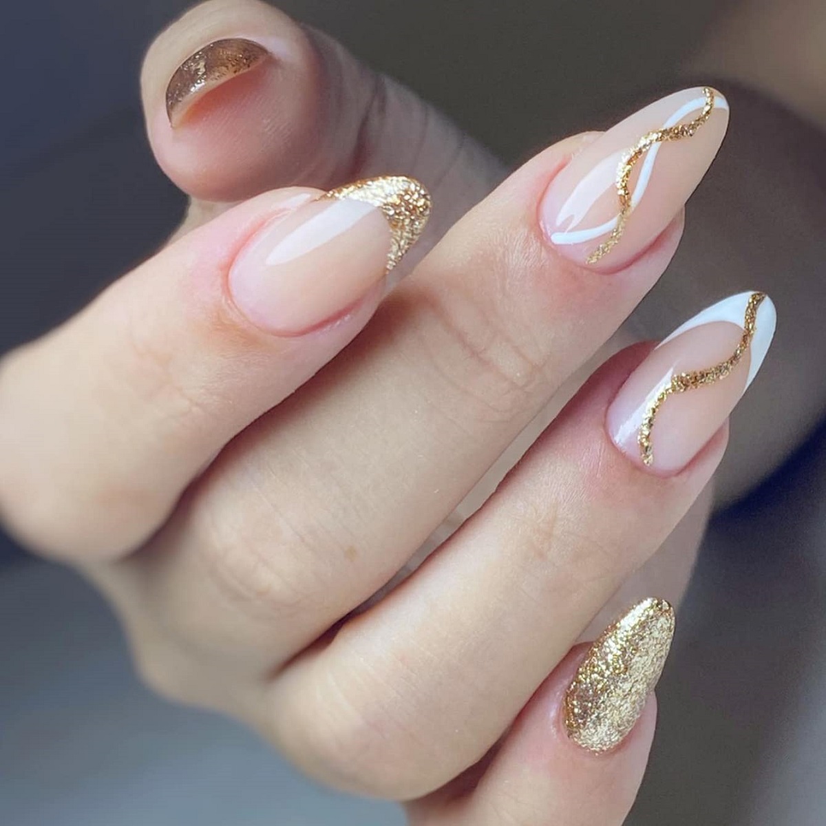 Gold Swirl nails