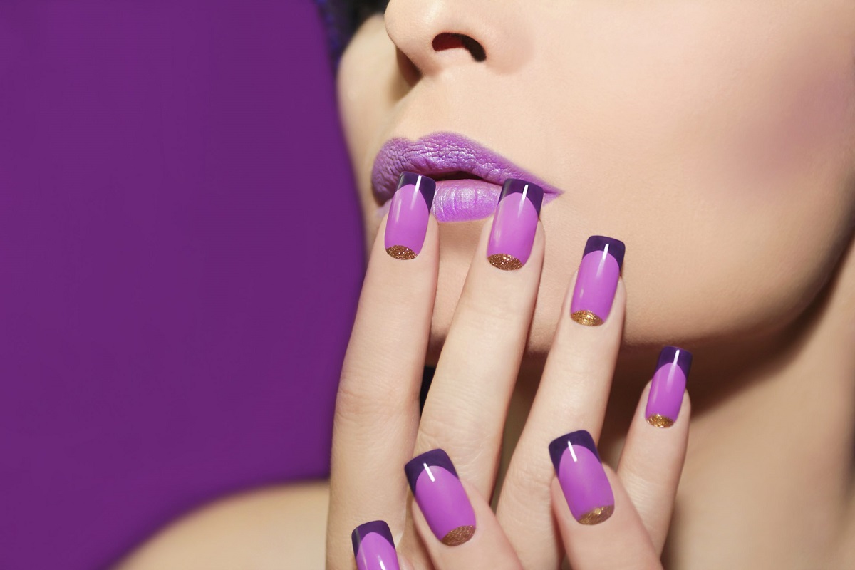 Lilac and purple nails