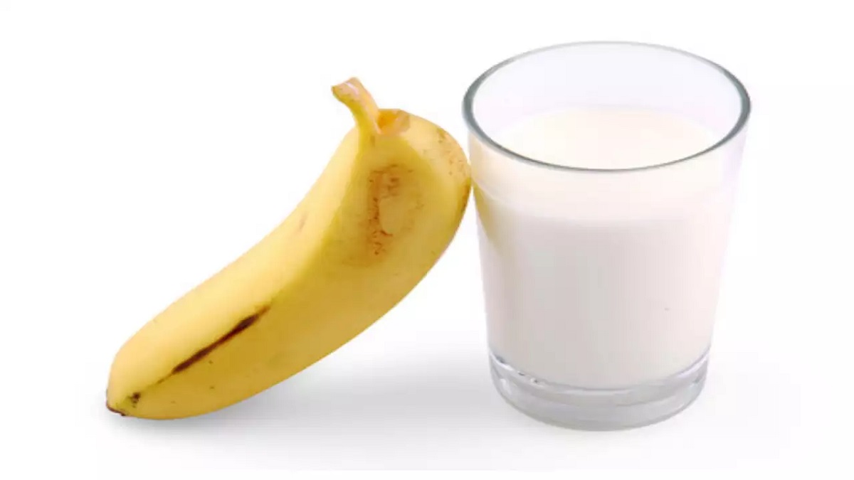 Consuming Banana And Milk