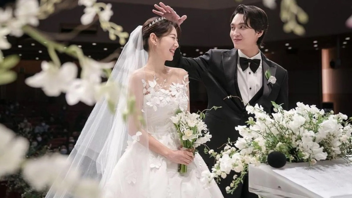 Park Shin-hye And Choi Tae-joon