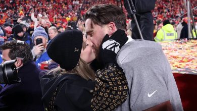 Swift And Travis