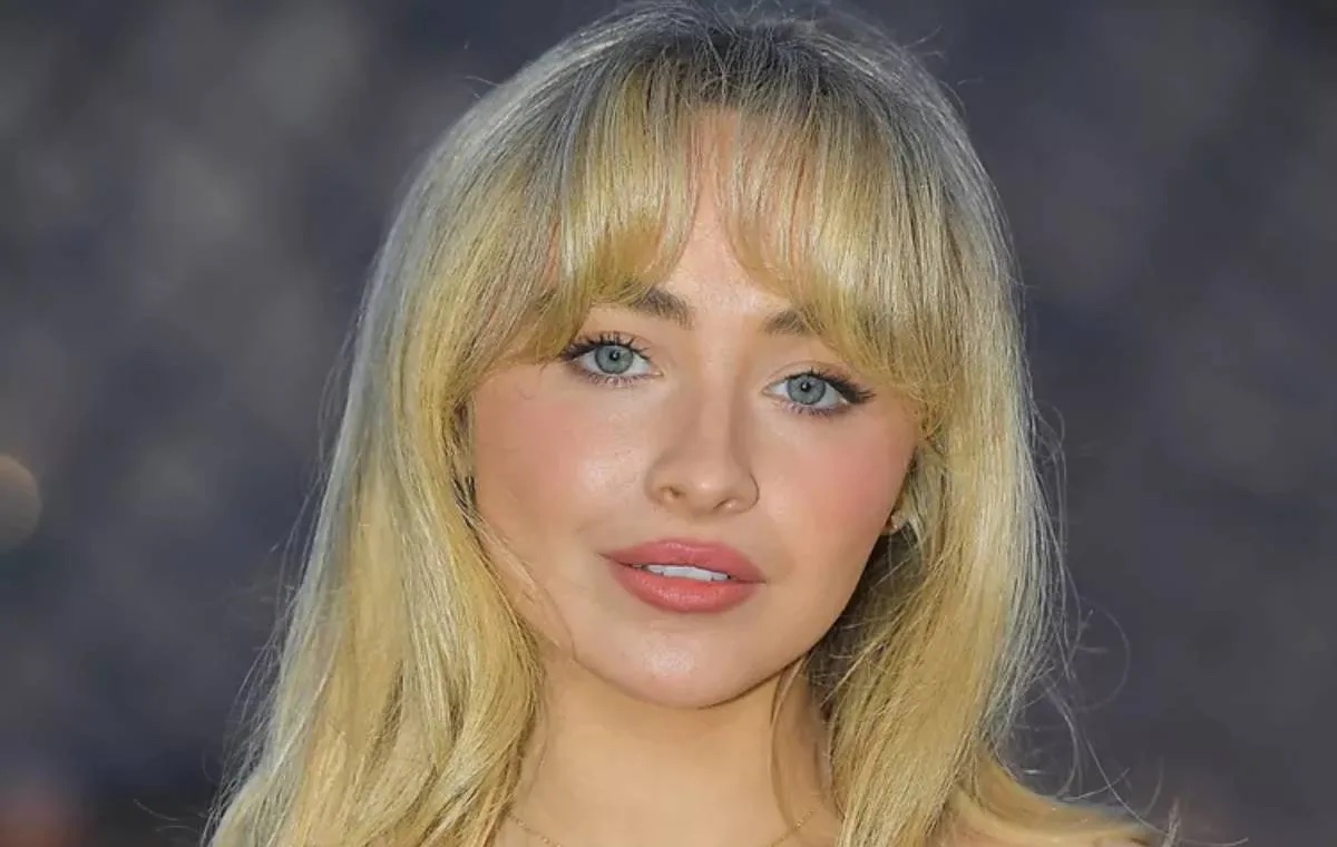 Summer makeup trends 2025