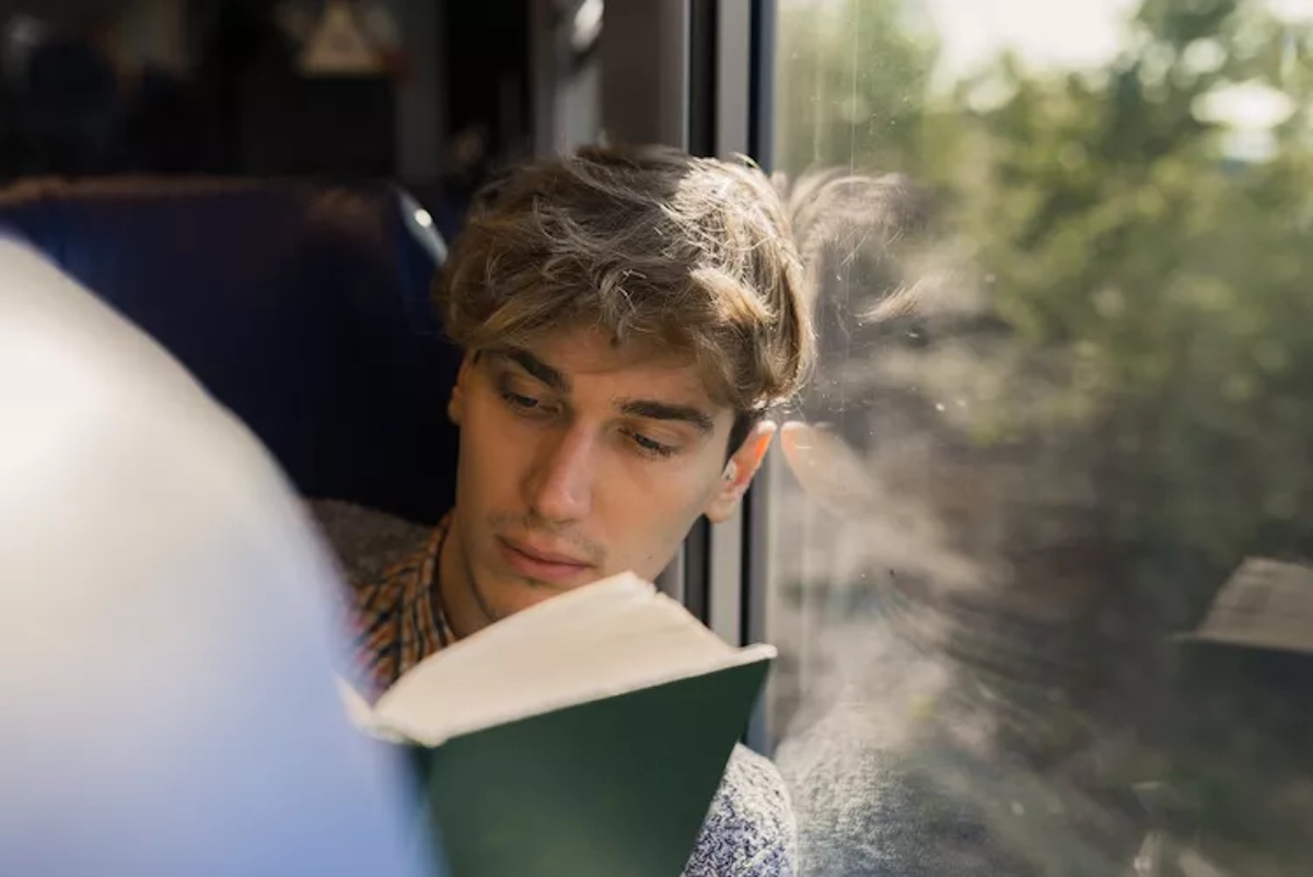 Benefits of Reading Every Day