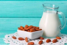 How to make almond milk